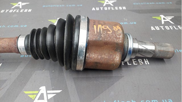 391018696R RENAULT Полуось (привод) передняя левая купить в Каменское