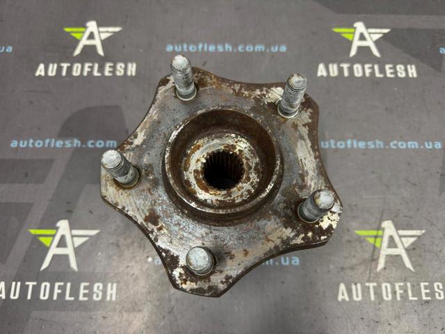 RENAULT 402027585R Ступица задняя в наличии Черновцы