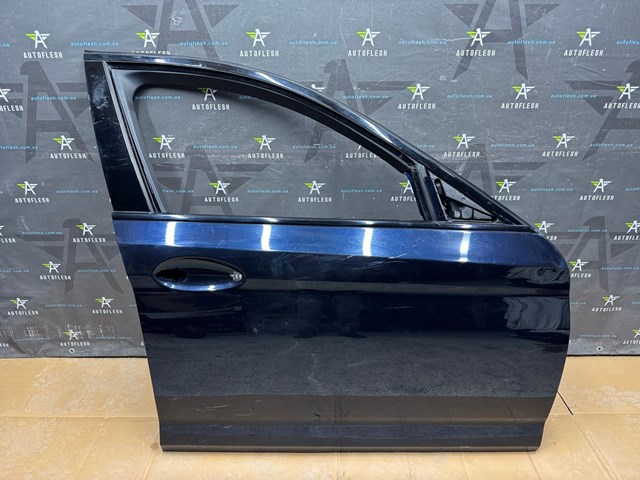 Пассажирская передняя дверь 41007408962 BMW