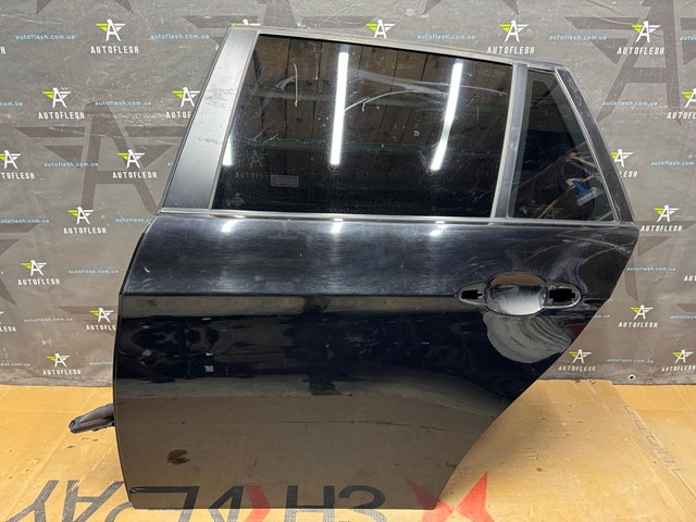 Дверь пассажирская задняя левая 41009628751 BMW