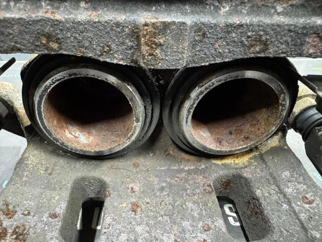 41011CC00A NISSAN Суппорт тормозной передний левый купить в Черкассы