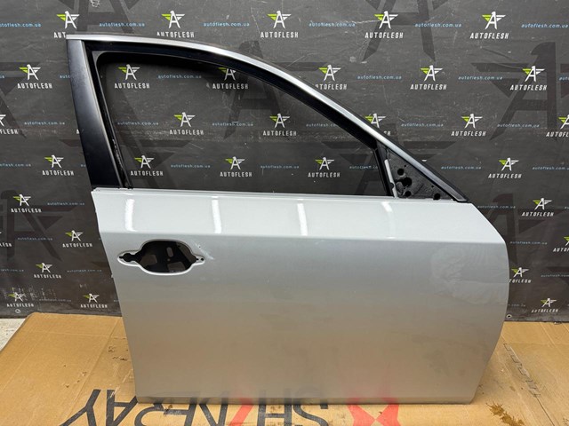Пассажирская передняя дверь 41515A2A3A6 BMW