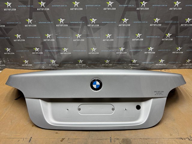 Крышка багажника 41627168761 BMW