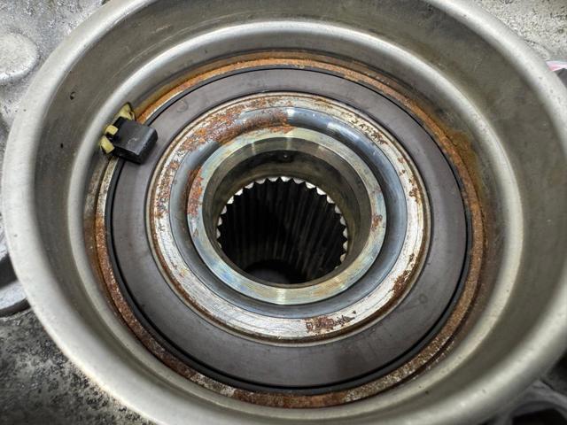 TOYOTA 4230453020 Цапфа (поворотный кулак) задний правый в наличии Павлоград
