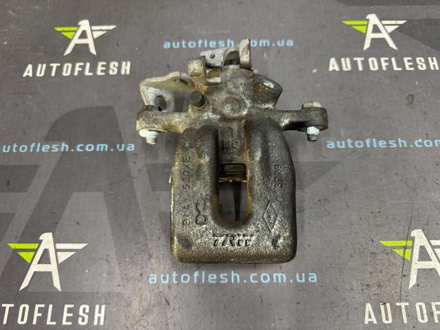 Тормозной суппорт задний левый 440114926R RENAULT
