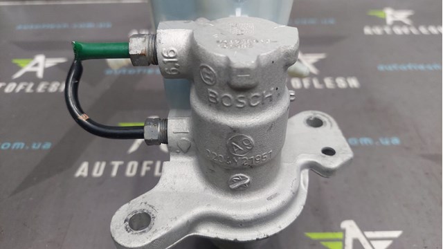 460910005R RENAULT Бачок главного тормозного цилиндра (тормозной жидкости) купить в Тернополь