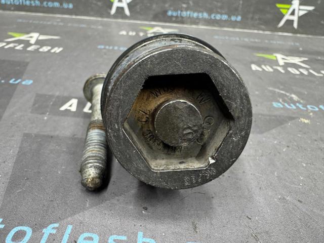 4G0407689C Шаровая опора нижняя купить Ровно