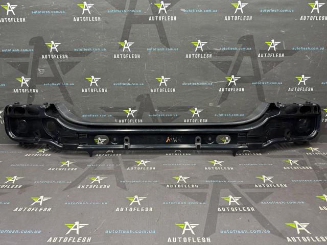 Кронштейн бампера заднего, центральный 51127056343 BMW