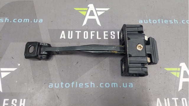 51217335907 BMW Ограничитель двери купить в Одесса
