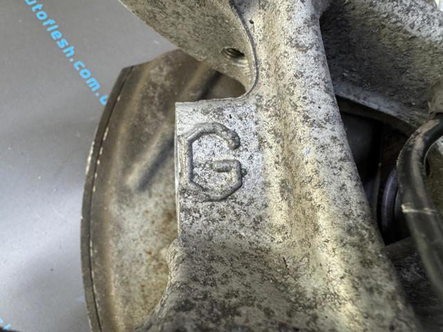 517628 PEUGEOT Цапфа задняя левая купить в Киев
