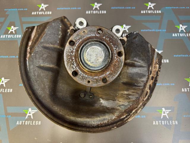 PEUGEOT 517629 Цапфа задняя правая в наличии Одесса