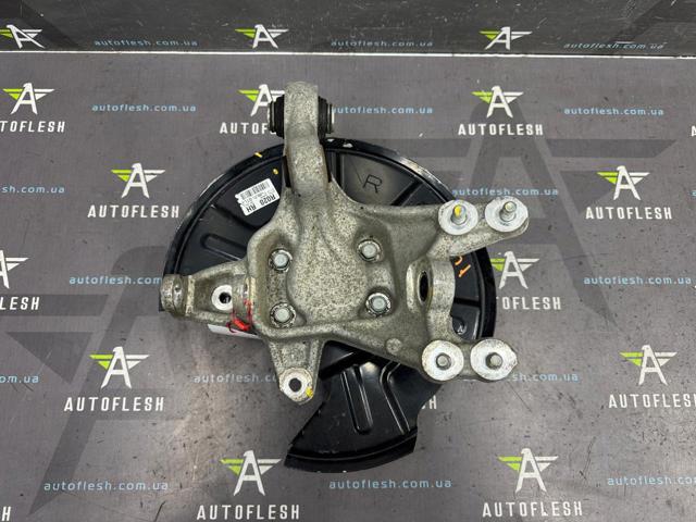 Кулак поворотный правый 527203Z010 HYUNDAI