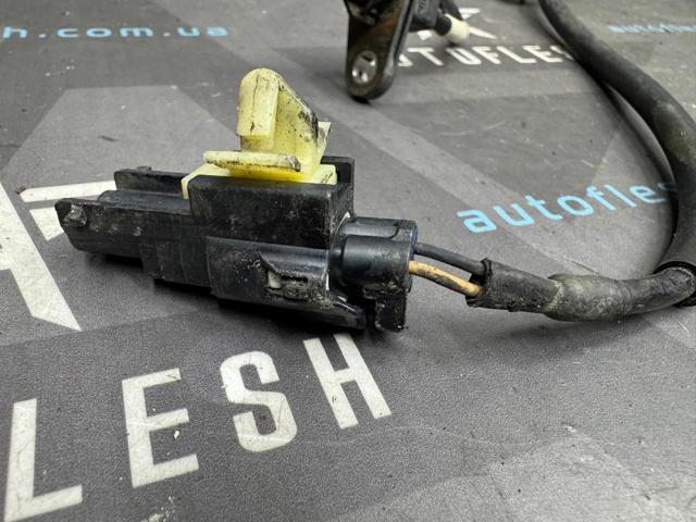 598103Z050 Датчик АБС (ABS) передний левый купить Тернополь