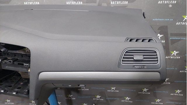 5G1857003KHR6 VAG Панель салона передняя "торпедо" купить в Киев