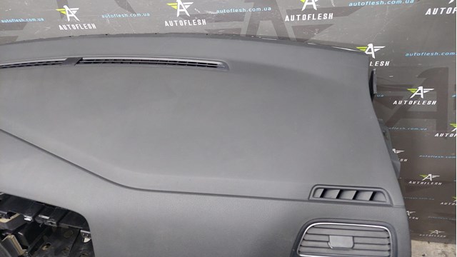 5G1857003KHR6 VAG Торпедо купить в Кривой Рог