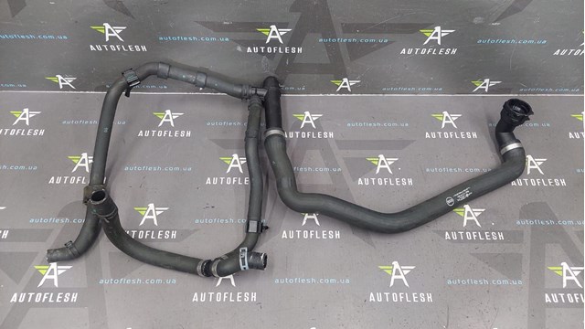 Патрубок радиатора охлаждения нижний 5Q0122051BJ VAG