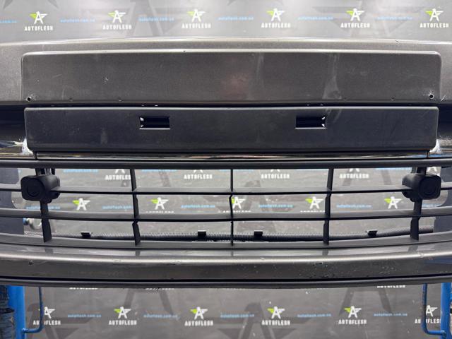 RENAULT 620100570R Передний бампер в наличии Винница
