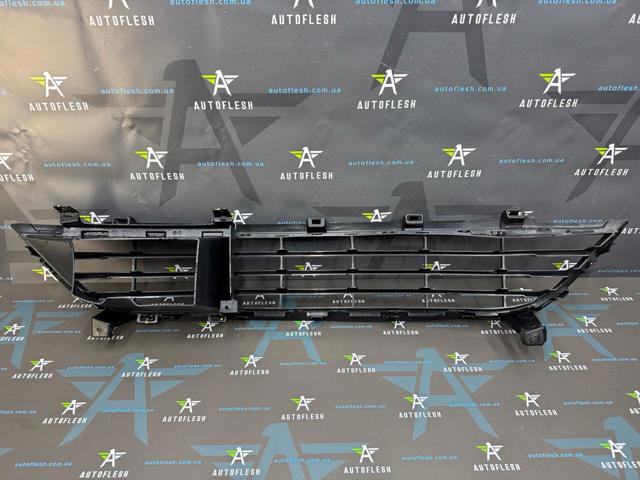 622540275R RENAULT Решетка бампера переднего нижняя купить в Каменское