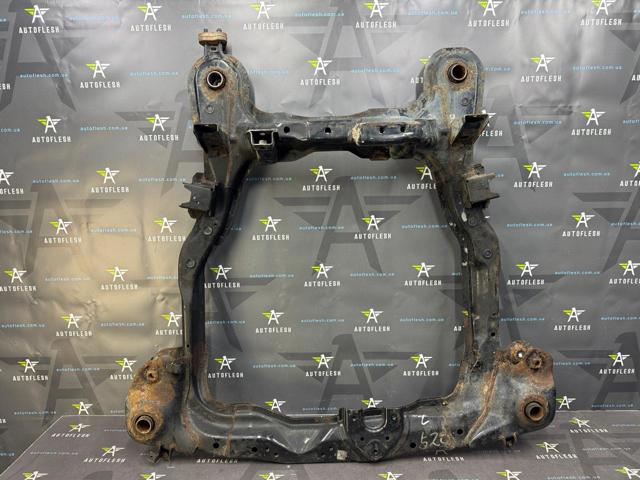 Подрамник передней подвески 624052E010 HYUNDAI