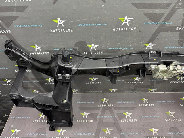 625005786R RENAULT Суппорт радиатора в сборе (монтажная панель крепления фар) купить в Ужгород