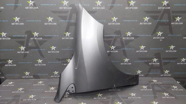 Боковая часть передняя правая 631000047R RENAULT