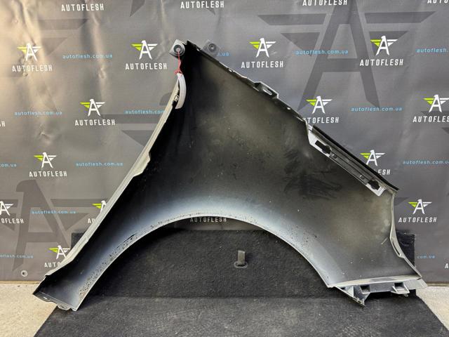 631010188R RENAULT Крыло переднее левое купить в Ирпень