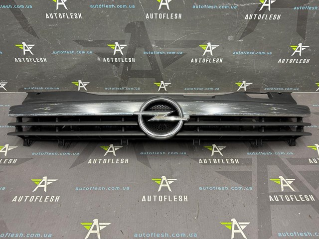 6320115 OPEL Решетка радиатора купить в Днепр