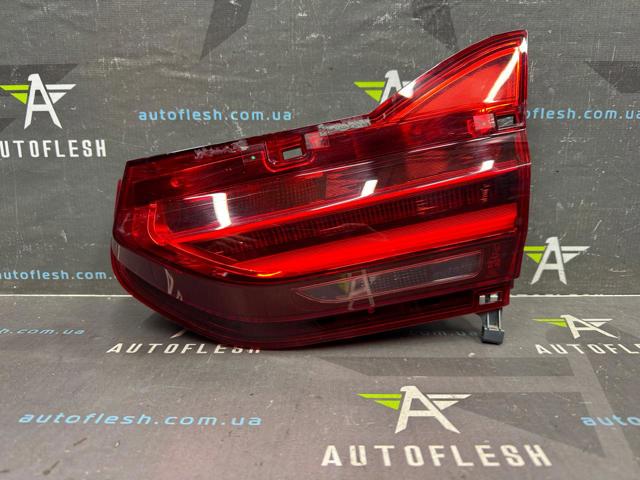 Фонарь задний внутренний правый 63212583244 BMW