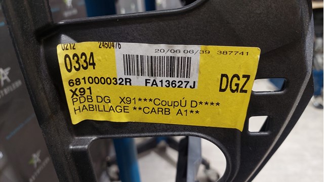681002890R RENAULT Панель салона передняя "торпедо" купить в Сумы