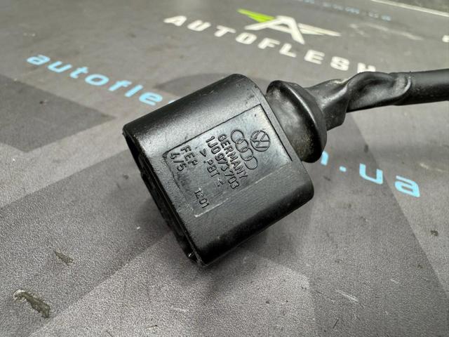 VAG 6R1423891H Шланг ГУР от рейки к бачку в наличии Кривой Рог