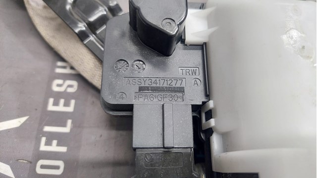 72117402431 BMW Ремень безопасности передний правый купить в Днепр
