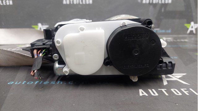 72117402431 BMW Ремень безопасности купить в Хмельницкий