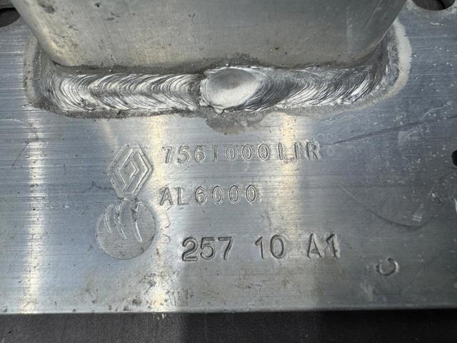 756100011R RENAULT Панель багажного отсека задняя купить в Одесса