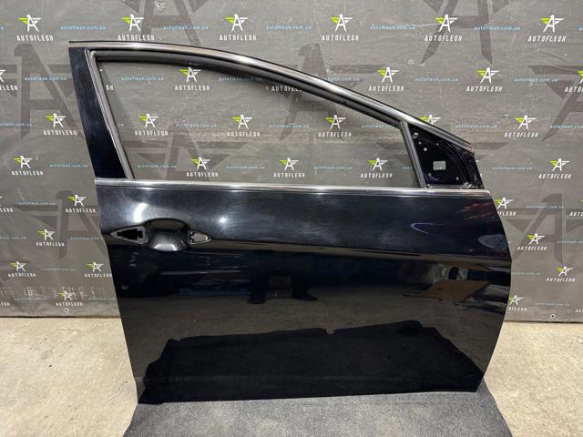 Пассажирская передняя дверь 760043Z000 HYUNDAI