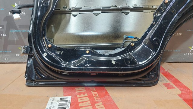 HYUNDAI 770042B030 Дверь задняя правая в наличии Черновцы