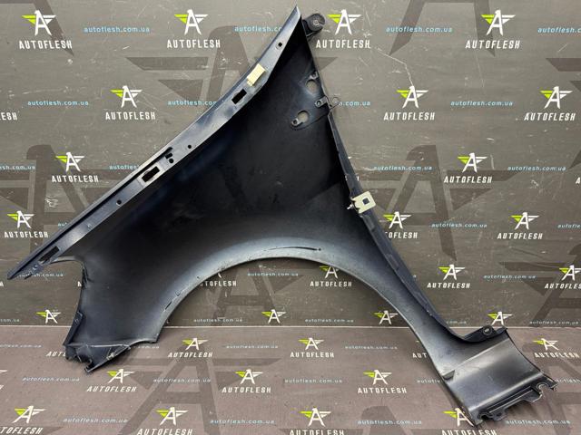RENAULT 7701476103 Крыло переднее правое в наличии Львов