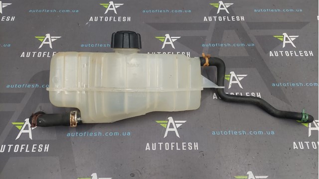  Расширительный бачок 7701477290 RENAULT