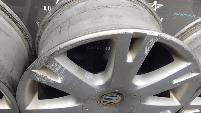 7L6601025L8Z8 VAG Диски колесные литые (легкосплавные, титановые) купить в Каменское