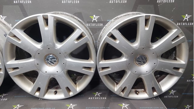 VAG 7L6601025L8Z8 Диски колесные в наличии Чернигов