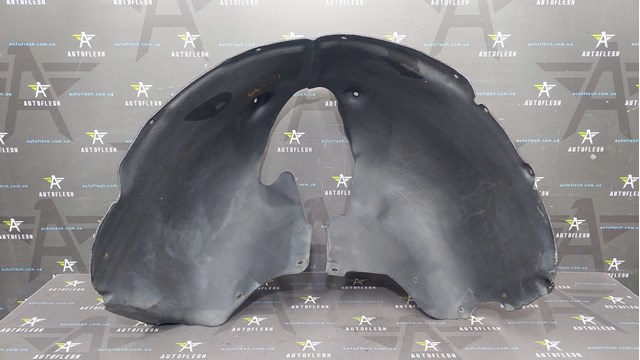 Правый подкрылок переднего крыла 7L6809962H VAG