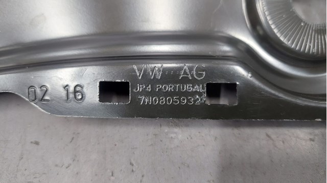 VAG 7N0805932 Суппорт радиатора правый (монтажная панель крепления фар) в наличии Львов