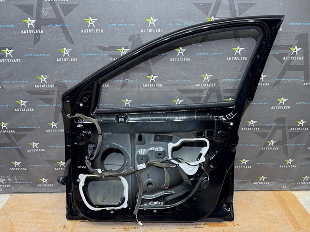 801009742R RENAULT Дверь передняя правая купить в Хмельницкий
