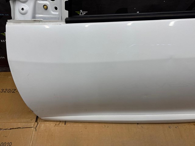 RENAULT 801018036R Дверь передняя левая в наличии Ужгород