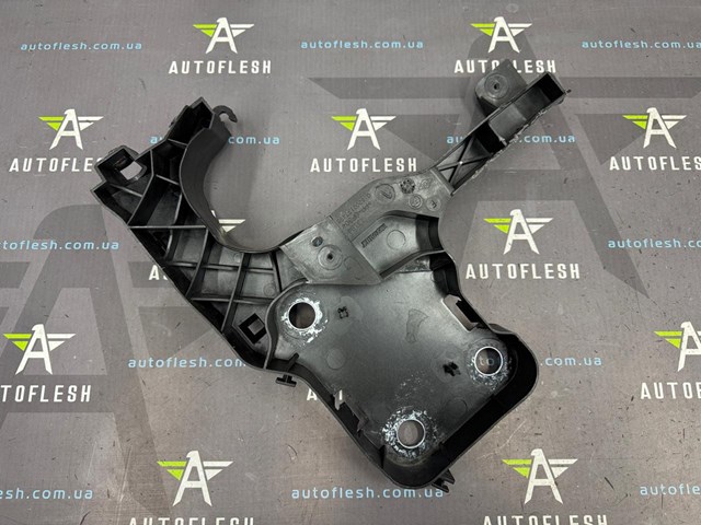Суппорт радиатора левый / монтажная панель крепления фар 8200137495 RENAULT
