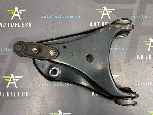 8200254166 RENAULT Рычаг передней подвески нижний правый купить в Чернигов
