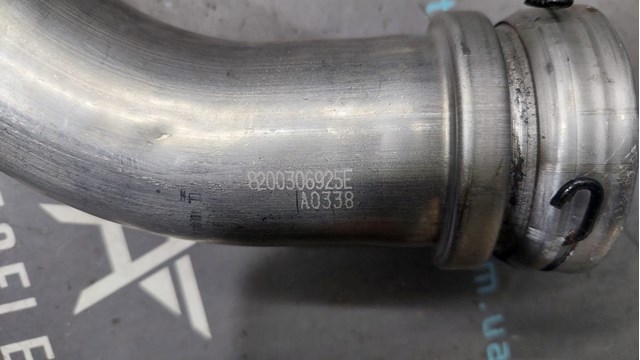 RENAULT 8200306925 Патрубок воздушный, выход из турбины/компрессора (наддув) в наличии Тернополь