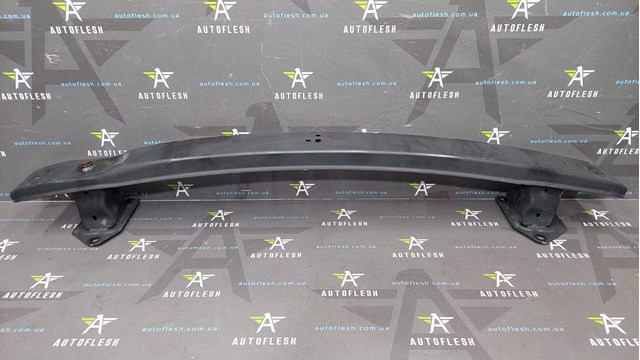 Шина бампера переднего 8200375703 RENAULT