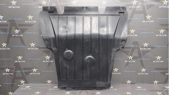 Защита моторного отсека 8200520829 RENAULT