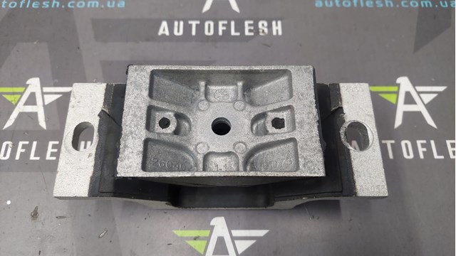 8200676857 RENAULT Левая подушка двигателя купить в Винница