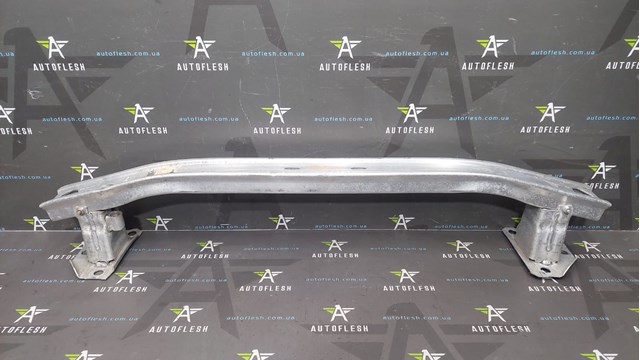 Балка бампера переднего Renault Modus